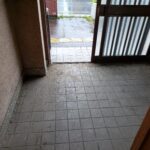 (玄関)