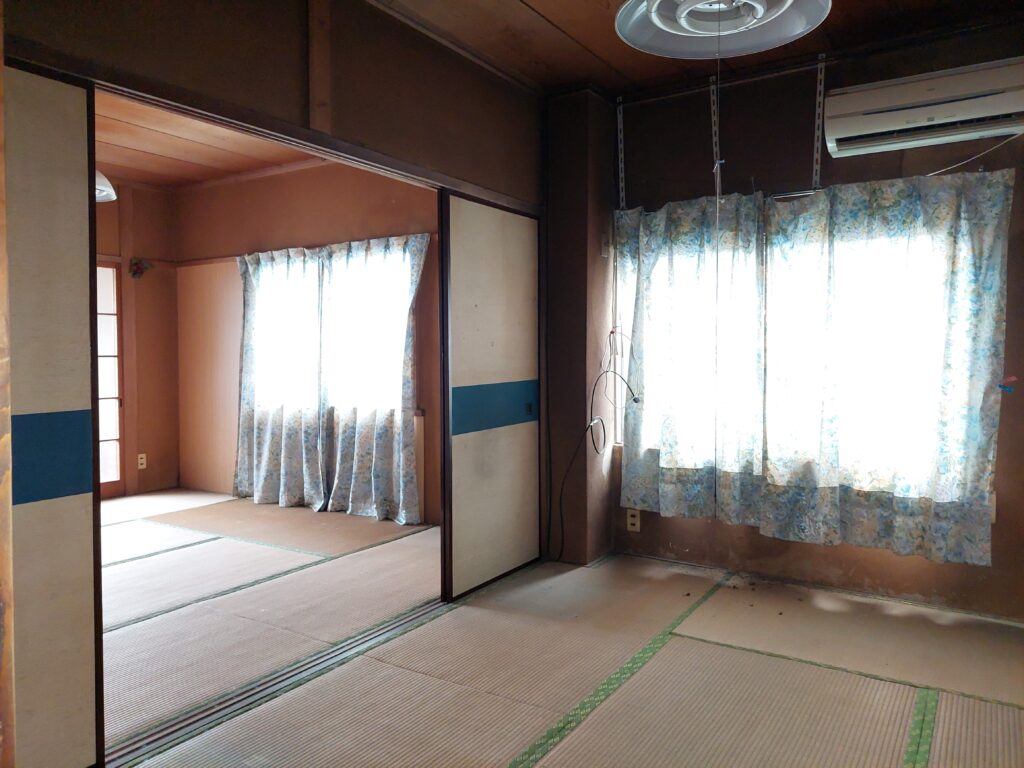 (内装)